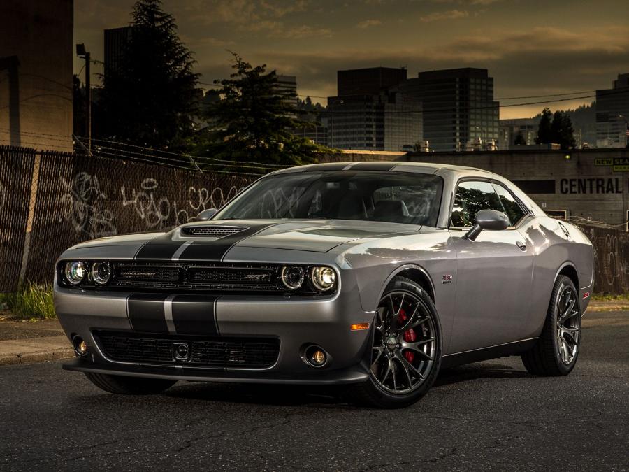  Dodge Challenger SRT 392 2015 года  (фото 4 из 21)
